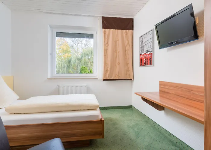 Zur Post 3* Хемминген